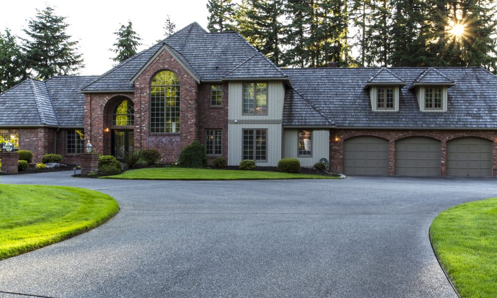 Numerous Advantages of Employing Professional Driveway Sealing Services